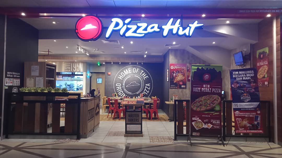 Pizza Hut kiosk Queensbay Mall Penang